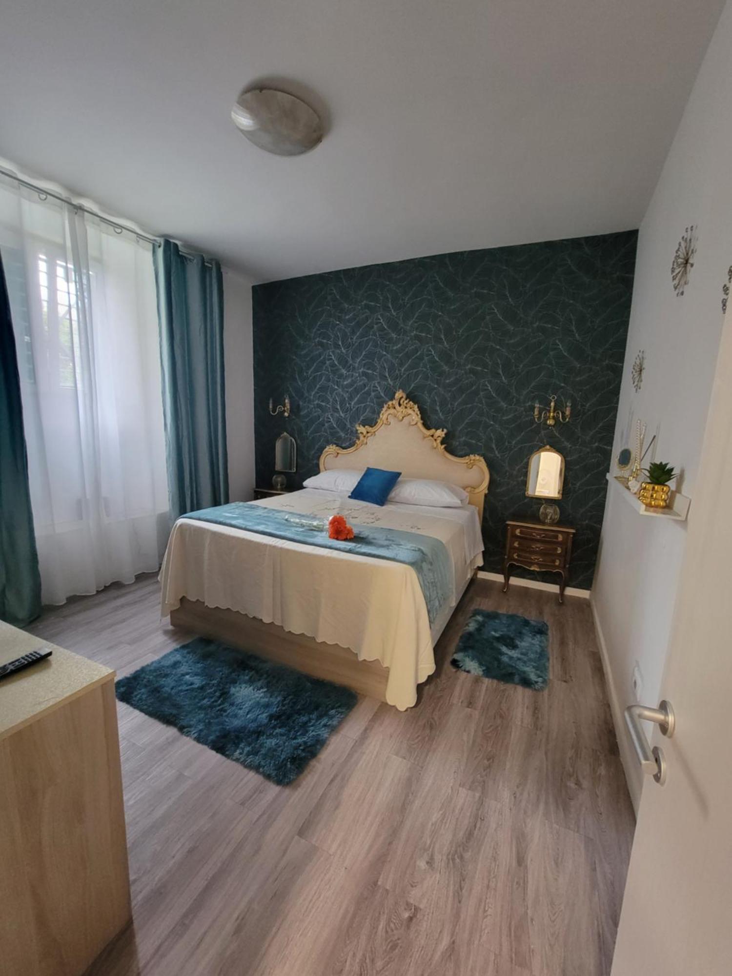 דירות רומא Casa Mihaela מראה חיצוני תמונה